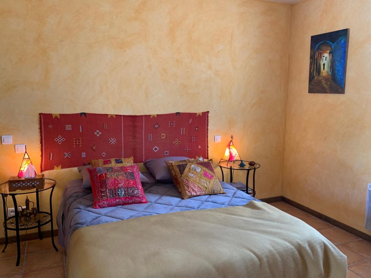 Les Logis Du Breuil Bed & Breakfast Marchéville Екстериор снимка