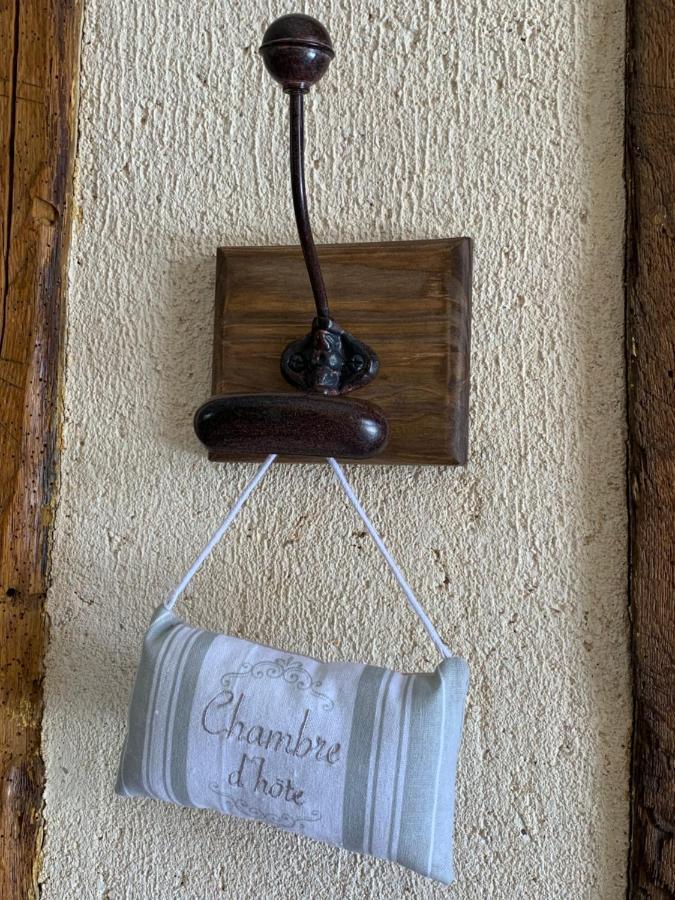 Les Logis Du Breuil Bed & Breakfast Marchéville Екстериор снимка