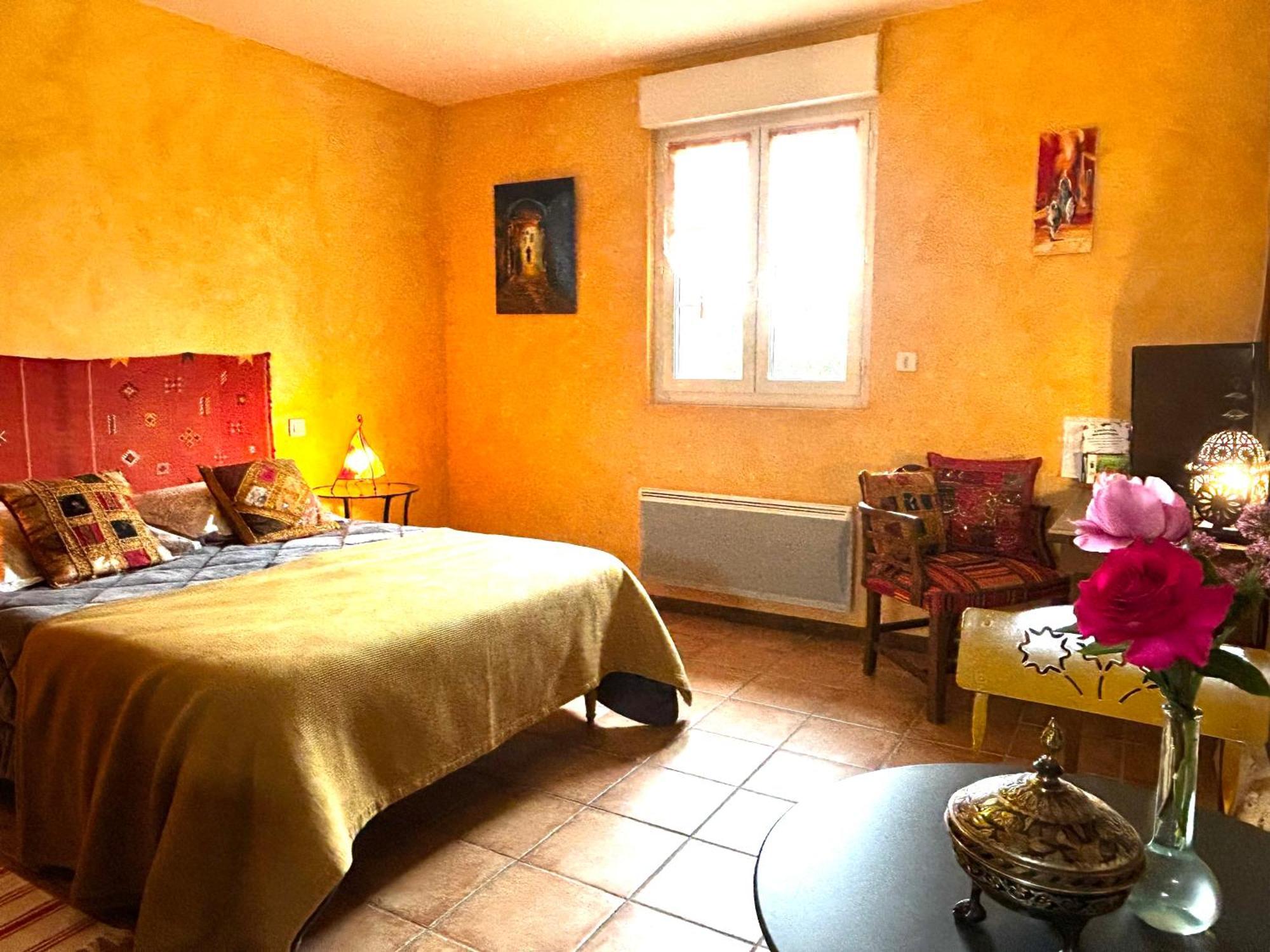 Les Logis Du Breuil Bed & Breakfast Marchéville Екстериор снимка